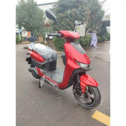 Yadea T9 (червоний)